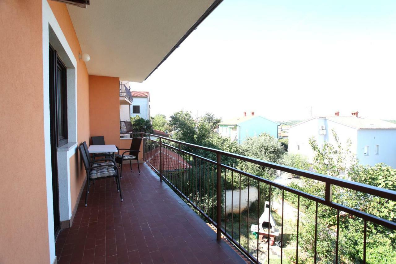 Apartments Ellen Banjole Exterior foto
